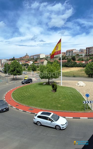 Foto 173ab3c1-12cc-4a7a-9680-c24a6a38695c. Piso en Astorga