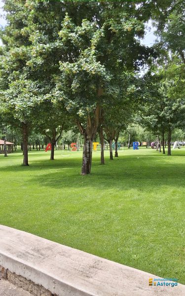 Foto f817232e-fa1b-4b95-90bd-e4ecacfc9517. Piso en Astorga