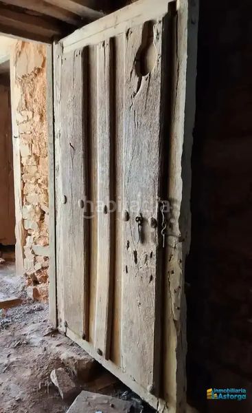 Foto 59f9f457-d651-403f-81b2-c2d5ee6a31c8. Casa en Astorga