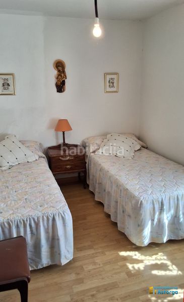 Foto f11f25a0-d65d-4db4-a742-e353745c149f. Casa a Magaz de Cepeda