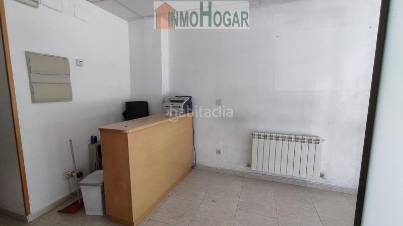 Foto 55769448-bf95-4f85-a599-ceff1bd85a4a. Affitto locale commerciale con riscaldamento in Centro Palencia