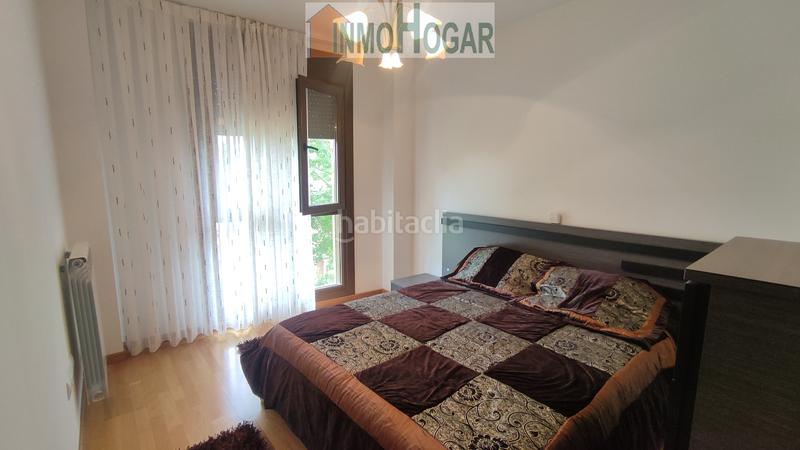 Foto c6dc56e4-5760-4b04-8fe8-b59e1909f51f. Lloguer pis amb calefacció aparcament a Campo de la Juventud Palencia