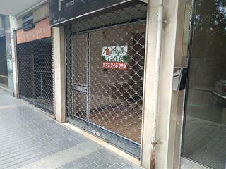 Local commercial à Centro. Local en el centro de palencia, junto iglesia la compañia. perfe