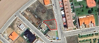 Terrain résidentiel à Castellanos de Moriscos. Parcela urbana de 420m² en castellanos de moriscos