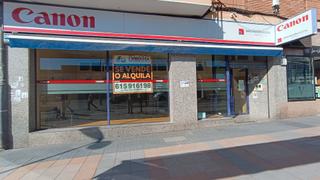 Local Comercial en Avenida de los Cipreses