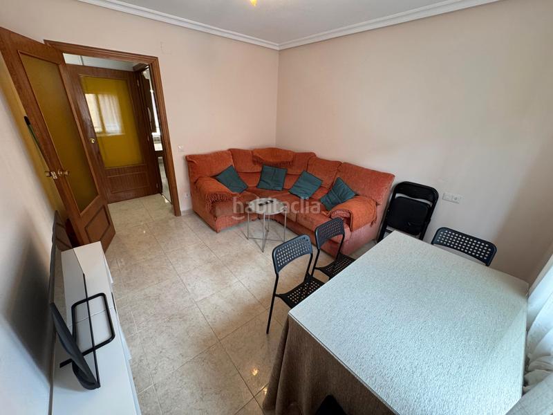 Foto 72b8b804-e315-4702-ad85-808ec9c10c52. Location appartement dans calle valle inclán 24 dans Salamanca