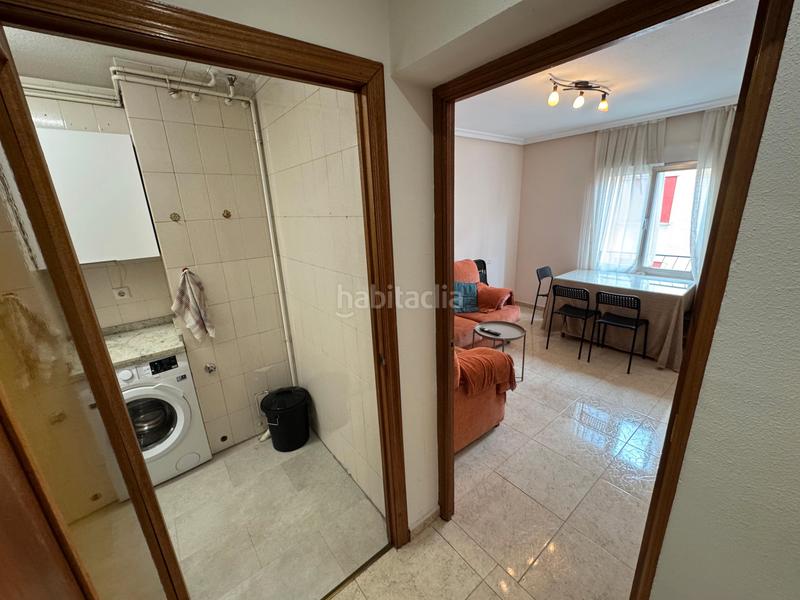 Foto d084db3c-59b9-4726-9e9e-7c3ea76a89e5. Lloguer pis a calle valle inclán 24 a Carmelitas Salamanca