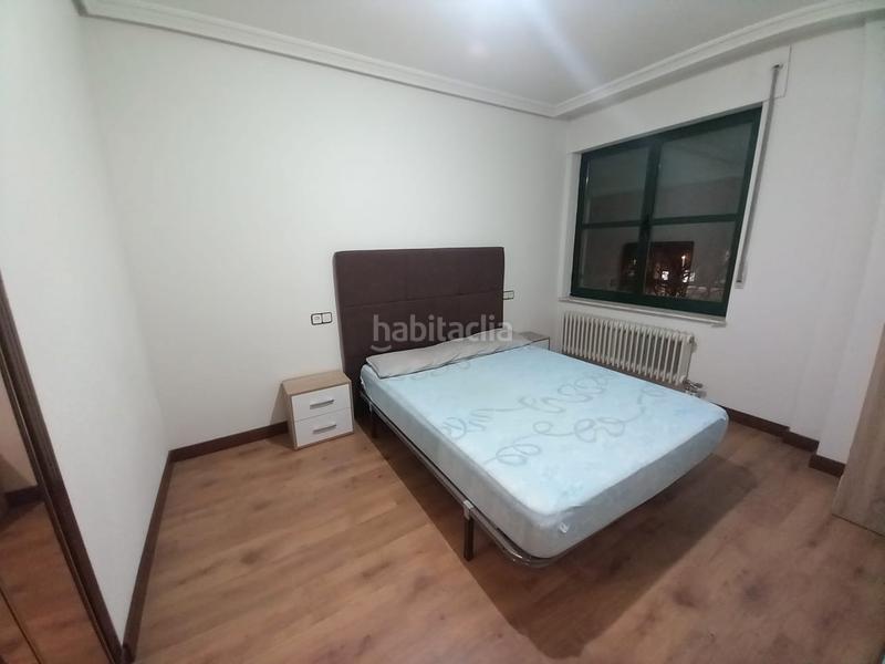 Foto d9d9cb52-9e01-4df0-b80d-58925b671ca0. Flat with heating in Capuchinos - Glorieta - Ciudad Jardín Salamanca