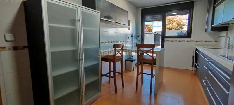 Foto c6478c65-75a2-43cb-8940-e911aba77e0c. Casa pareada chalet en venta en Carrascal de Barregas