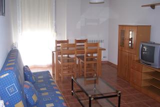Lloguer Pis a Villares de la Reina. Piso en alquiler en aldeaseca de la armuña. disponible en julio