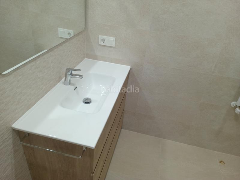 Foto ce913973-c3d5-4628-ba90-755d036decd7. Lloguer pis amb calefacció a Vidal Salamanca