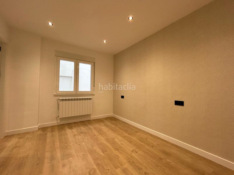 Foto 011ab8fc-e8ff-4dc4-8040-72301fa9f732. Estudi a San Bernardo Salamanca