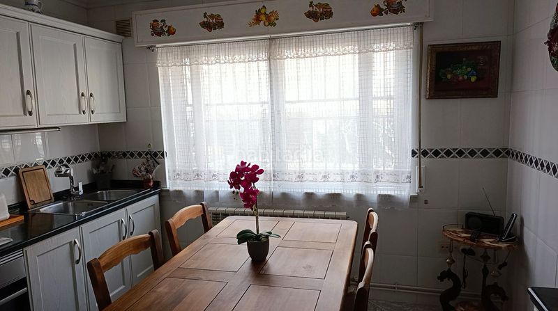 Foto 9e1ceb13-5c99-4905-b476-52243091ccdf. Xalet amb calefacció aparcament piscina a Santa Marta de Tormes