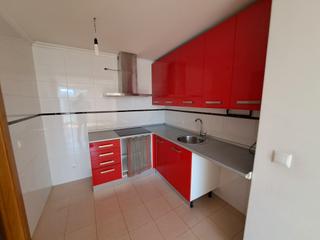 Location Appartement à Chozas de Abajo. Apartamento con jardín en cembranos