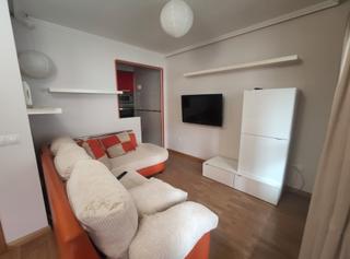 Rent Flat in Trobajo del camino. Apartamento en trobajo del camino
