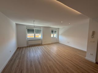 Pis  Calle sahag�n. Piso reci�n reformado en la calle sahag�n