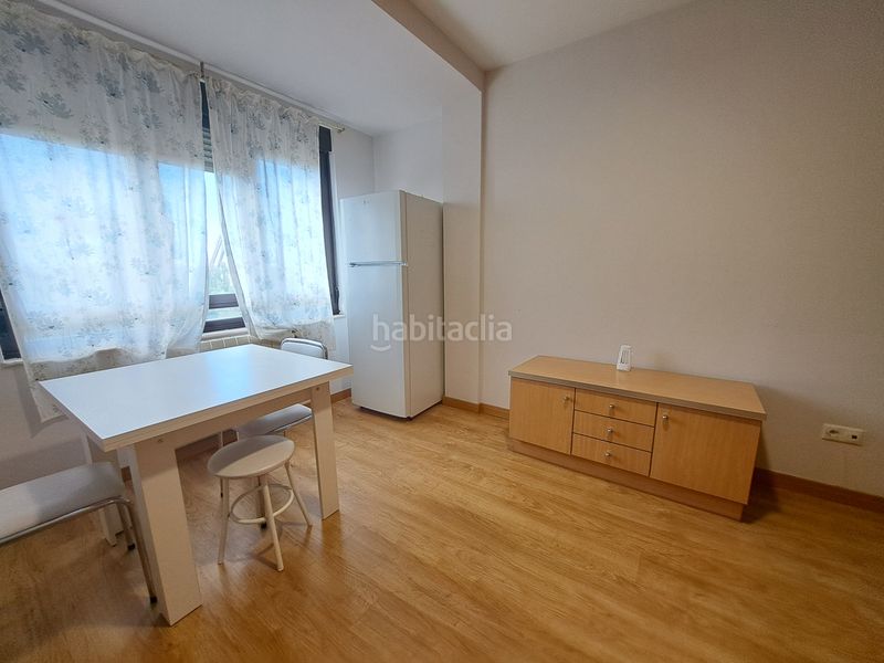 Foto 13d865ad-cd1b-41bc-83a6-66a6bf3e6c8e. Location appartement avec chauffage dans San Claudio - La Chantría León