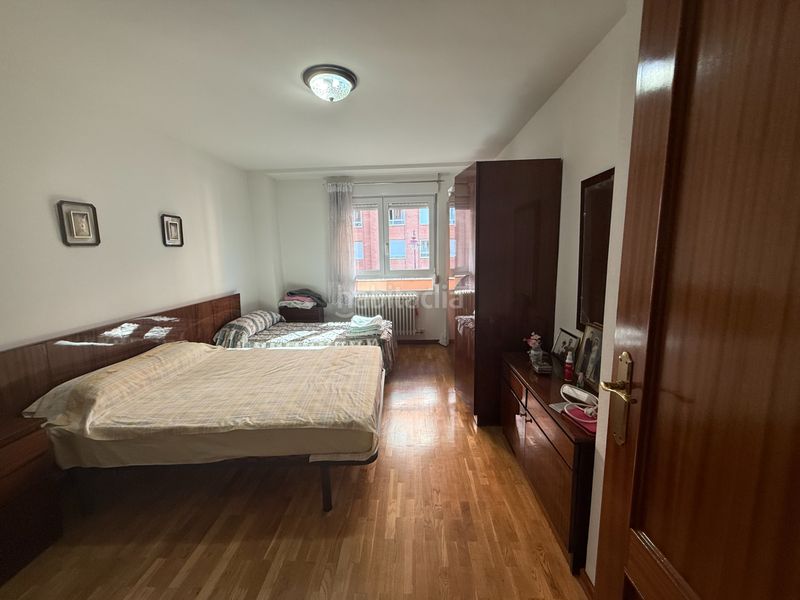 Foto eadf22df-c6bd-4de8-b2e2-52eb079a6b9a. Appartement dans calle río valdellorma 7 dans El Soto León