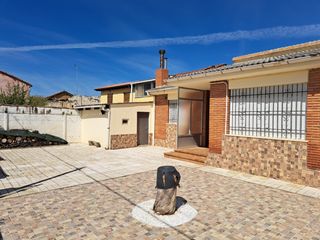 Maison  Calle el soto. Casa en villacontilde