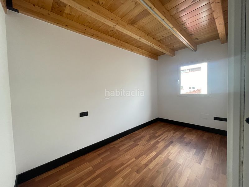 Foto d2b26376-b602-4d45-9a4e-efd3dfd22e65. Duplex in avenida doctor fleming 82 in La Vega - La Sal León