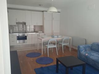 Location Appartement à Rúa álvaro cunqueiro 2. Piso ideal unipersonal o para pareja