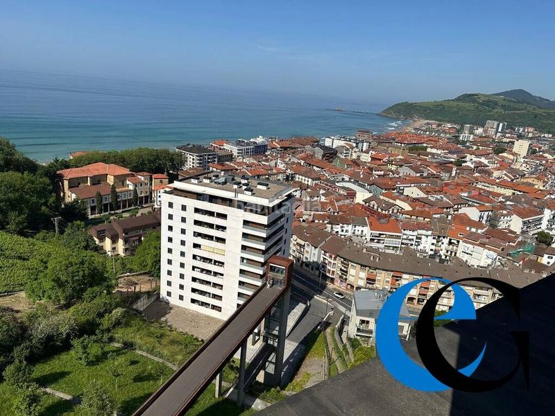 Foto 1cb8a22c-a877-40b2-bf1e-dd613754c391. Piso en Zarautz