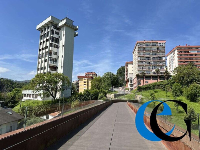 Foto 78f9755a-0376-4410-b90d-f0ded6f41e93. Piso en Zarautz