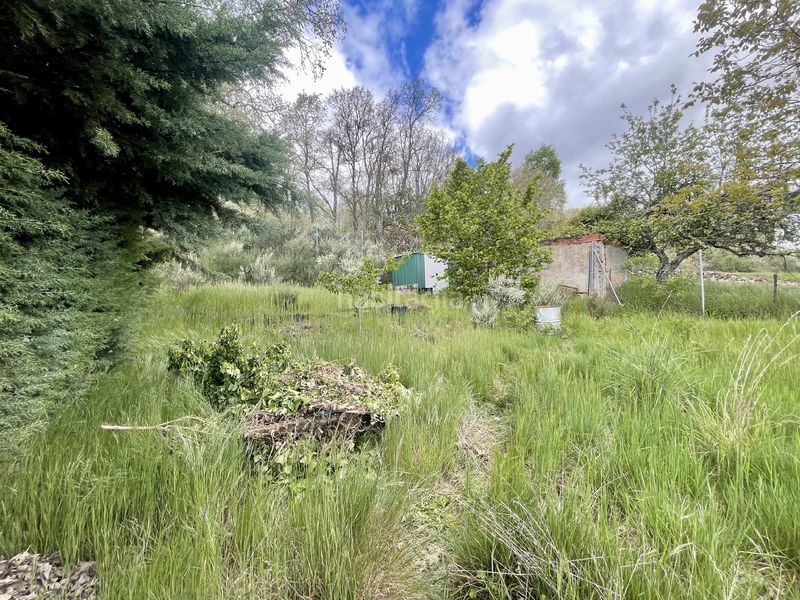 Foto 2f8a19cd-e9f4-49ff-8b04-ce274eaf9939. Casa amb aparcament a Brazuelo