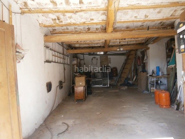 Foto 0f0c2dfd-e69f-42de-aaf8-72eebeb35a1a. Casa amb aparcament a Santiago Millas
