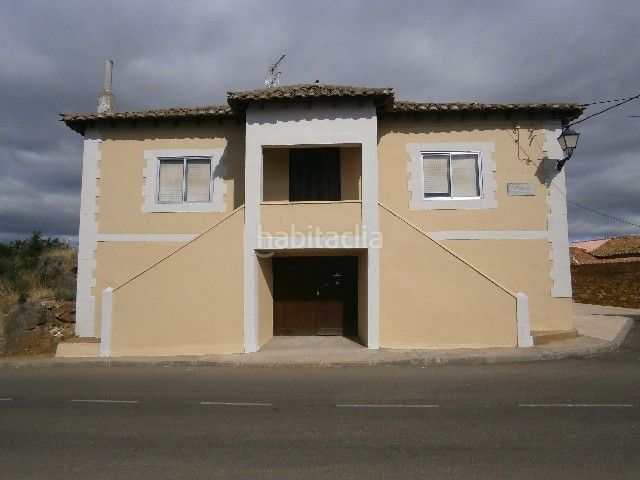 Foto 49f96a13-ccb4-4e23-9509-66370e7bd13a. Casa amb aparcament a Santiago Millas