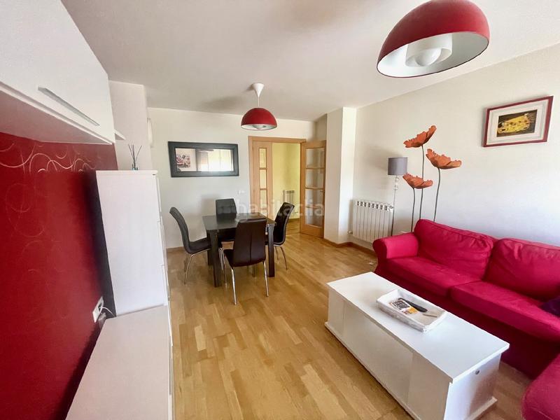 Foto dd3ed343-ada5-47fb-b86f-f259b26b9dea. Pis amb calefacció aparcament a Astorga