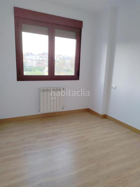 Foto 0c7c4334-deca-4249-af8e-586474cffc82. Pis amb calefacció a Zona Alta Ponferrada