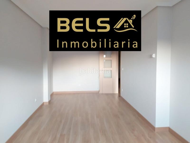 Foto a66cb2ed-0ae9-4c7d-a7b6-026452d306ec. Pis amb calefacció a Zona Alta Ponferrada