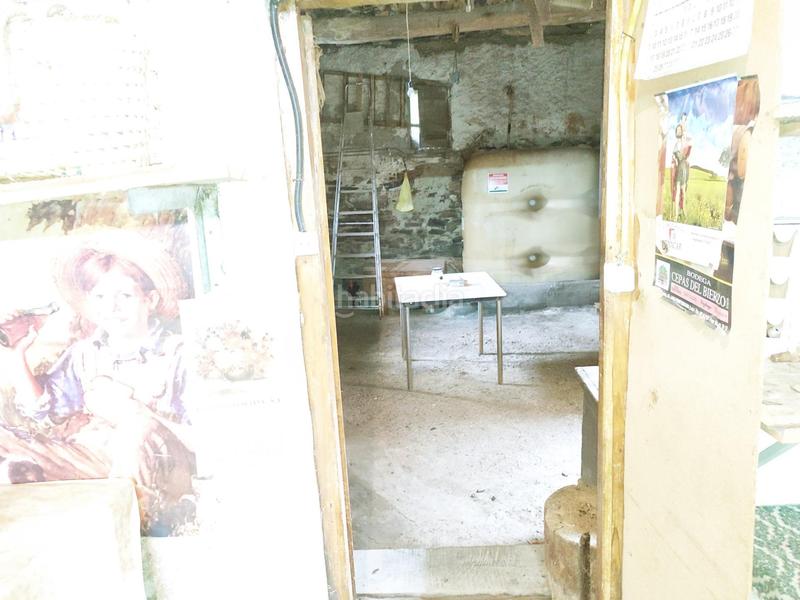 Foto 307cbd86-1c3e-4f7e-af86-17cb4c1555fb. Chalet mit heizung in Área Rural Sur Ponferrada