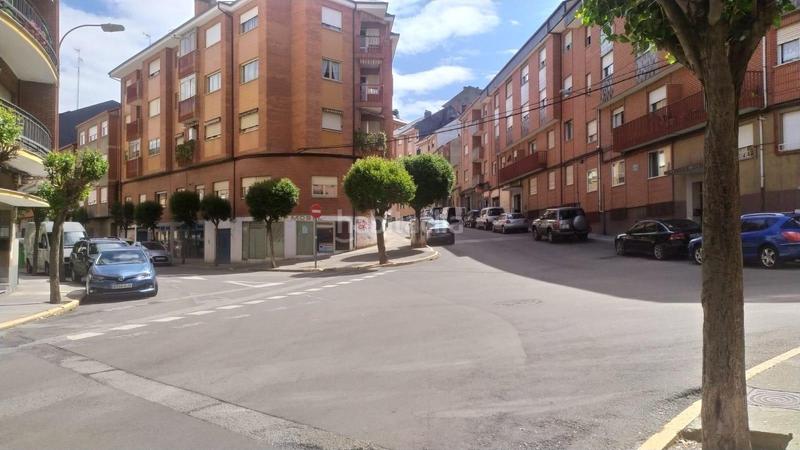 Foto 05536d81-b1d1-4e97-93cc-c2c2f45a7ffa. Geschäftsraum in Zona Alta Ponferrada