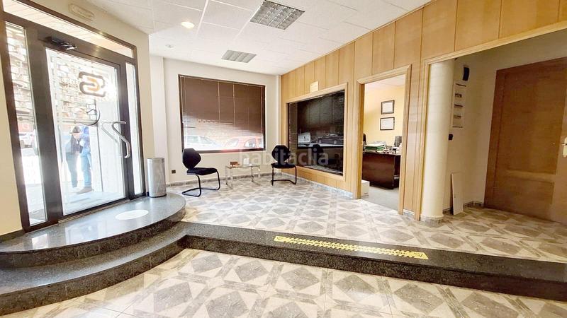 Foto 23634838-902e-46fc-b9c1-92623301eee3. Local comercial oportunidad única en el centro ! en Bembibre