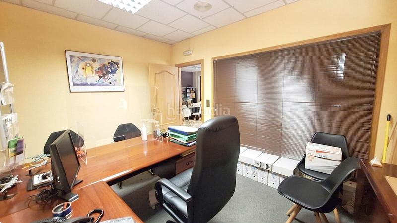 Foto 5c38d63c-557c-4f55-9c8b-142b0a02f010. Local comercial oportunidad única en el centro ! en Bembibre