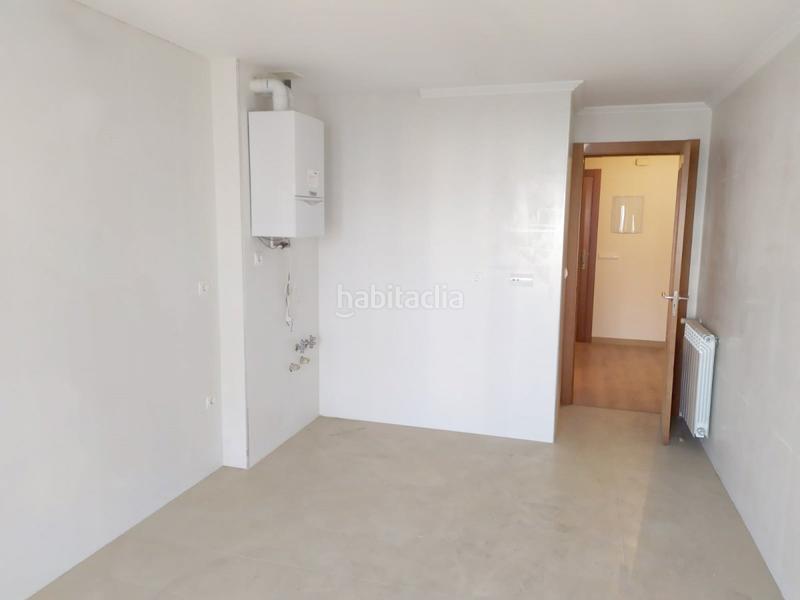 Foto 388d708c-be36-43c7-8b31-fd0163a71a70. Flat with heating in Centro Ponferrada