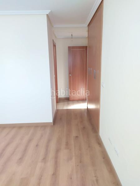 Foto dce17008-5591-448a-b57b-e32ca7df0f5b. Flat with heating in Centro Ponferrada