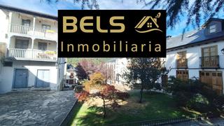 Edifici a Villafranca del Bierzo. Edificio  en el centro de villafranca del bierzo  ideal inversor