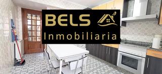 Appartement à Zona Alta. Piso zona de la universidad de ponferrada