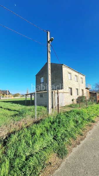 Foto d3a1f4a7-eb5e-4996-9b59-ff762ad180cf. Casa a Cuatro Vientos Ponferrada