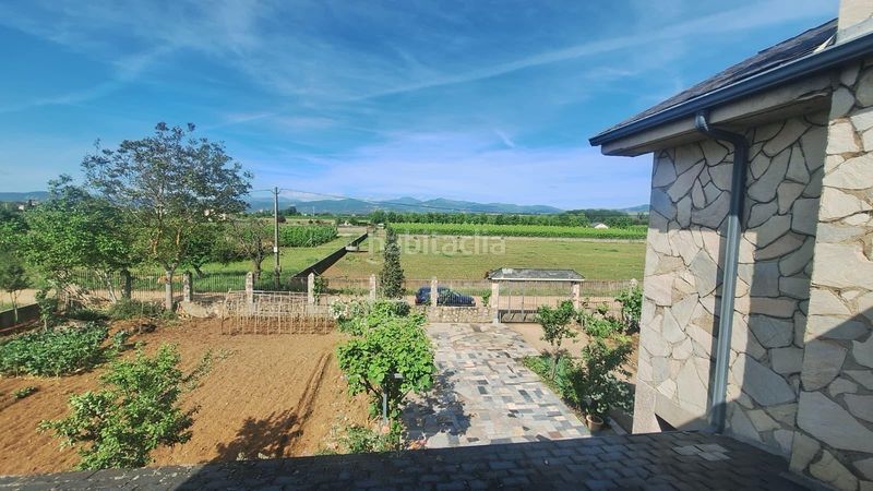 Foto f11a0277-c878-4cb1-8e53-a7d13c10d6a2. Xalet amb calefacció aparcament a Camponaraya