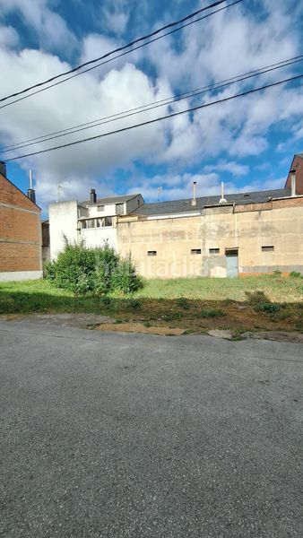 Foto 60533d00-cd1f-4f34-8730-bd85e61490a2. Terreny residencial a Cuatro Vientos Ponferrada