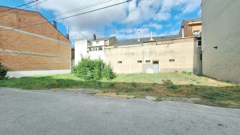 Foto 8733508e-f454-42ce-bb26-5844a633432e. Terreny residencial a Cuatro Vientos Ponferrada