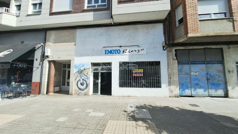 Foto 0315b4bf-1609-470b-bee2-d42d83f2dd7c. Local comercial a Flores de Sil - La Placa Ponferrada