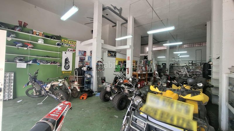 Foto f1992fe2-c88b-42f8-b5b7-4ec0dcf8325e. Local comercial a Flores de Sil - La Placa Ponferrada