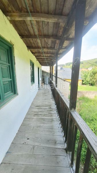 Foto b6f02bd4-d40b-4de9-93fe-e1eba6bf4251. Casa a Área Rural Sur Ponferrada