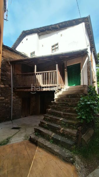 Foto d3c8a97f-0127-4cc1-99b0-12f0a7f06b04. Casa a Área Rural Sur Ponferrada