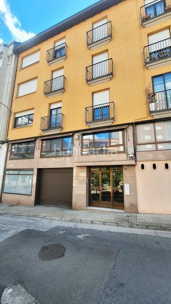 Foto 09a360d0-caa9-440f-bd30-8f9da5e83fcf. Appartamento con riscaldamento parcheggio in Zona Alta Ponferrada
